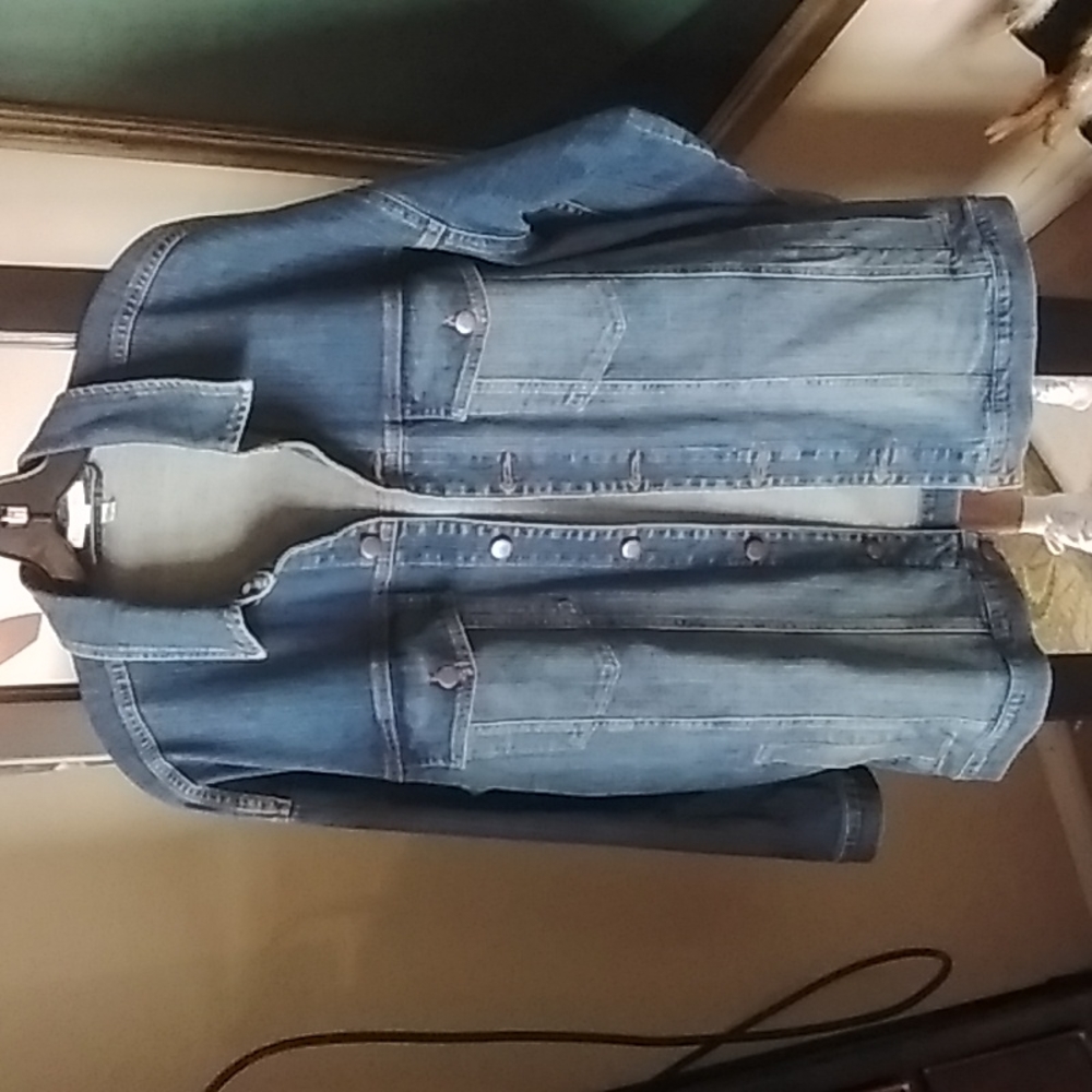 EILEEN FISHER DENIM JACKET SIZE LARGE